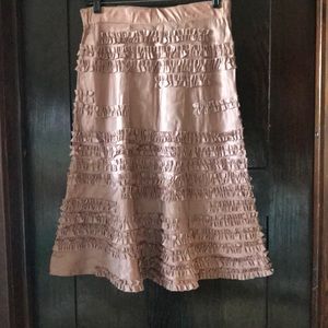 Mid length skirt with ribbon details